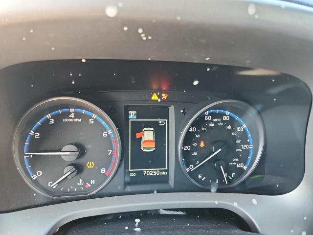 Фото 9 - TOYOTA RAV4