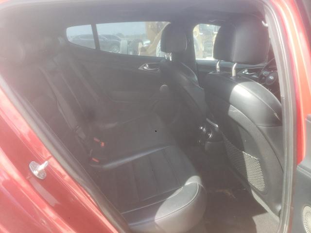 Фото 10 - KIA STINGER