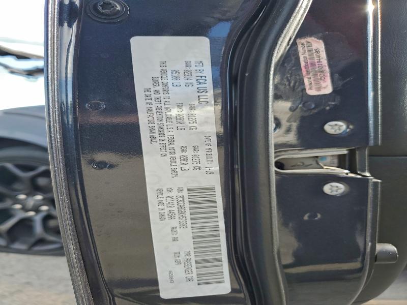 Фото 13 - CHRYSLER 300