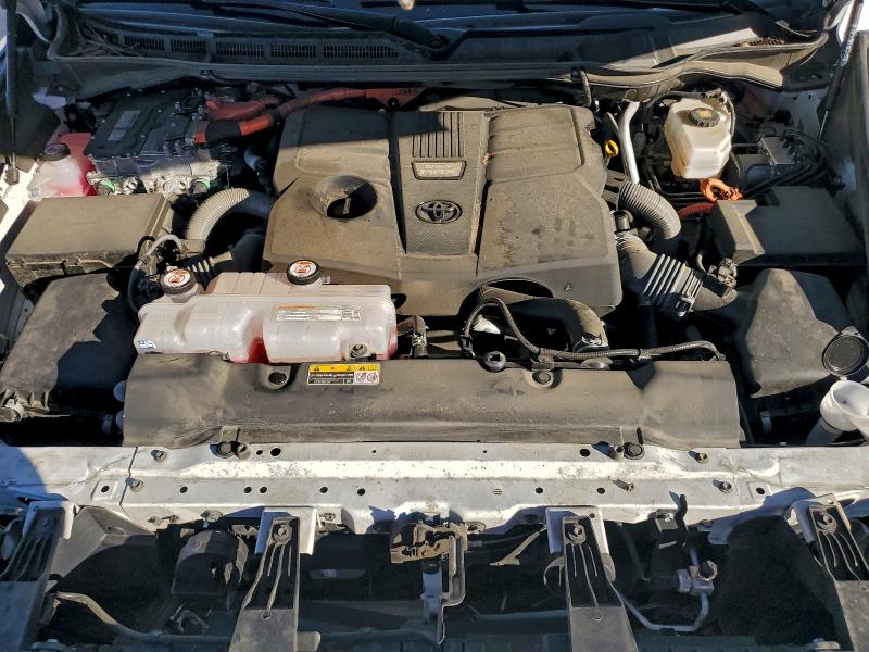 Фото 12 - TOYOTA SEQUOIA