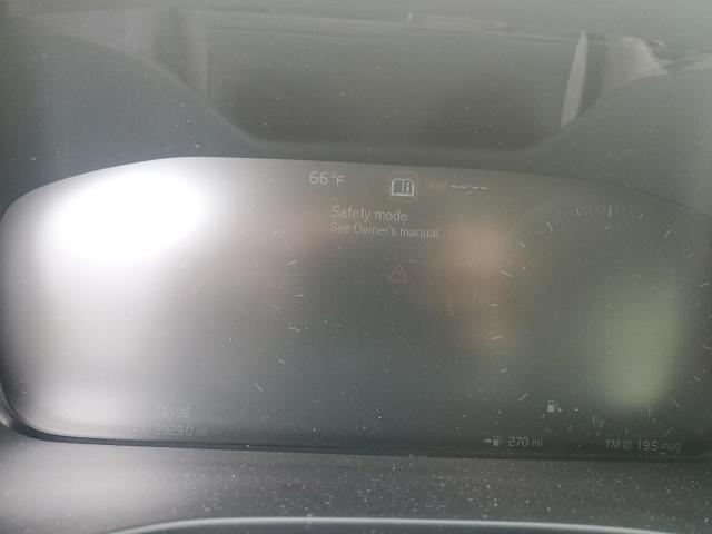 Фото 9 - VOLVO XC40