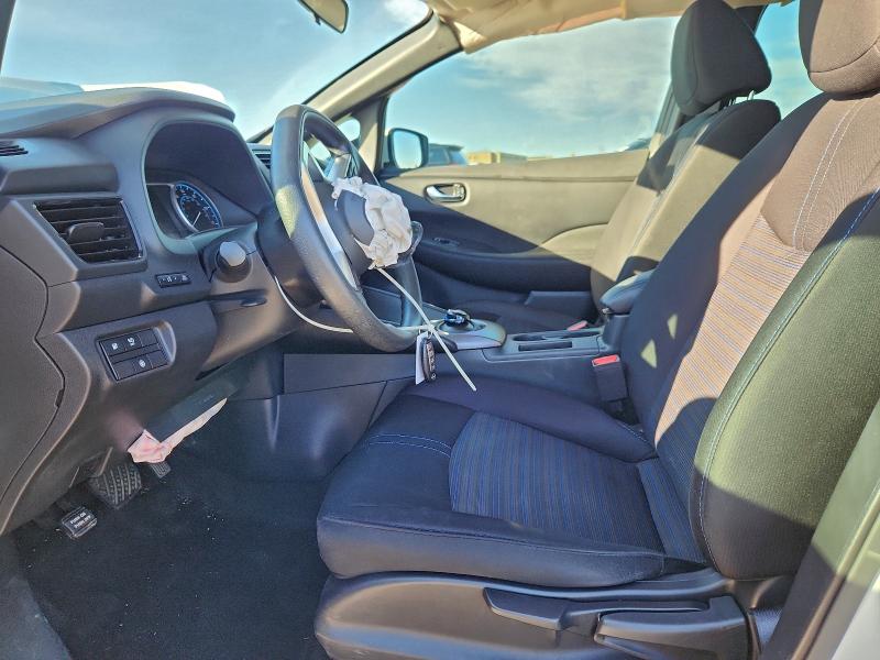 Фото 7 - NISSAN LEAF