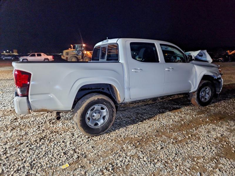 Фото 3 - TOYOTA TACOMA