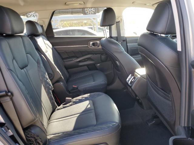 Фото 11 - KIA SORENTO