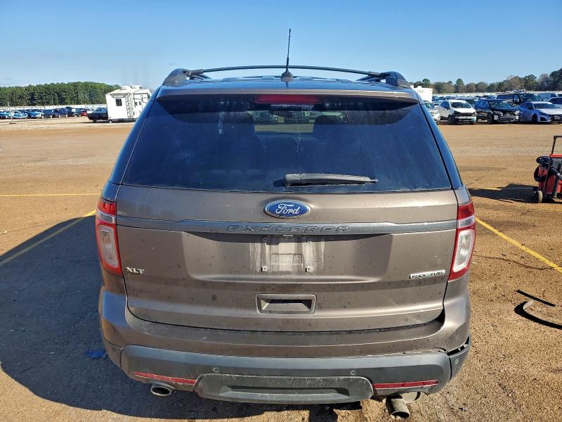 Фото 6 - FORD EXPLORER