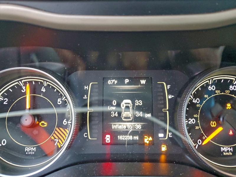 Фото 9 - JEEP GRAND CHER