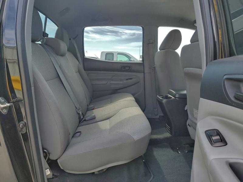 Фото 10 - TOYOTA TACOMA