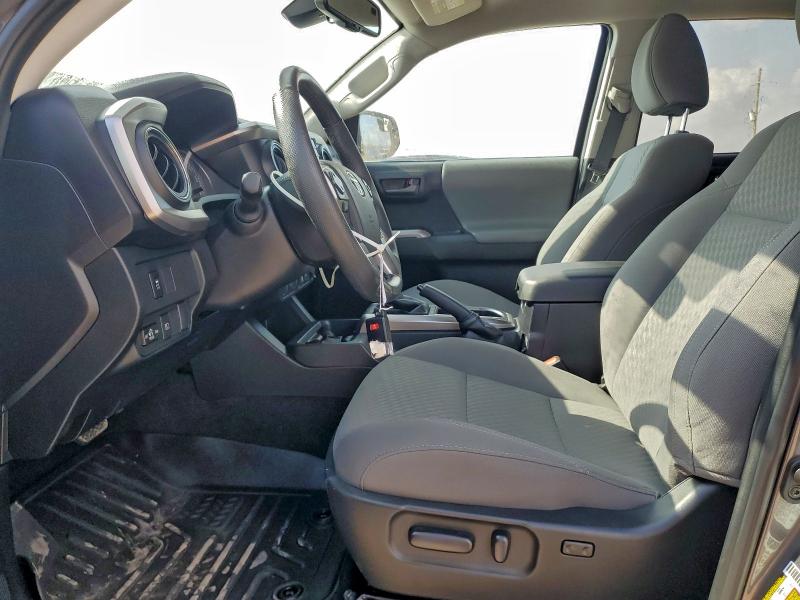 Фото 7 - TOYOTA TACOMA