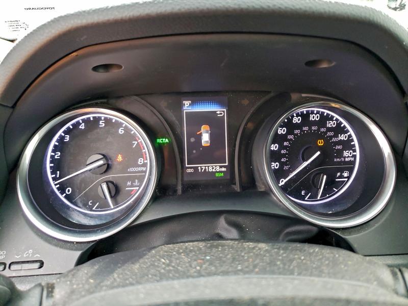 Фото 9 - TOYOTA CAMRY