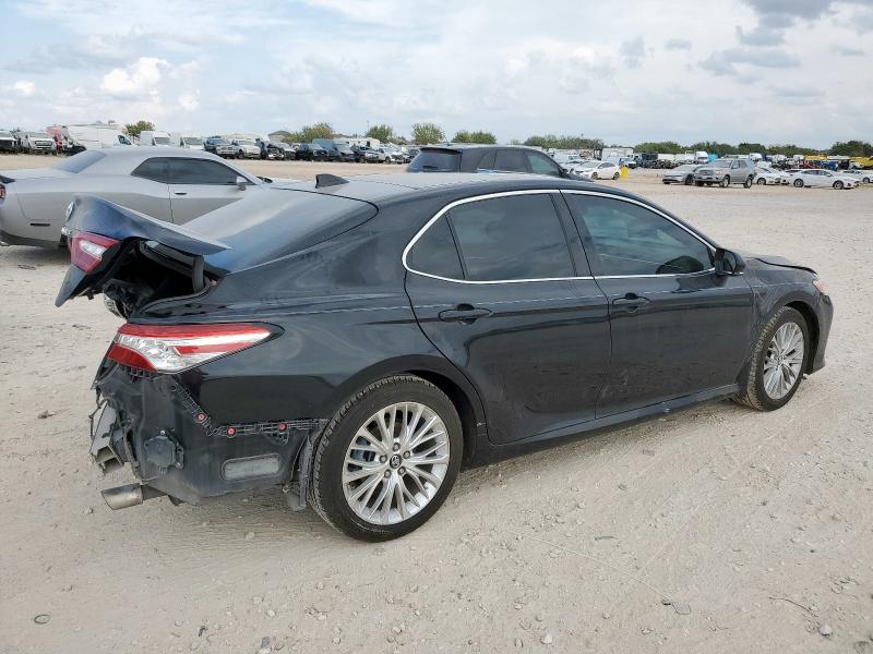 Фото 3 - TOYOTA CAMRY