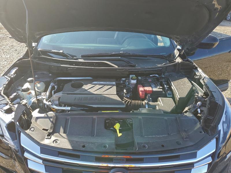 Фото 11 - NISSAN ROGUE