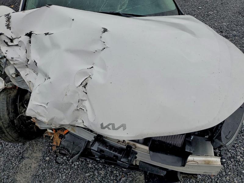 Фото 11 - KIA K5