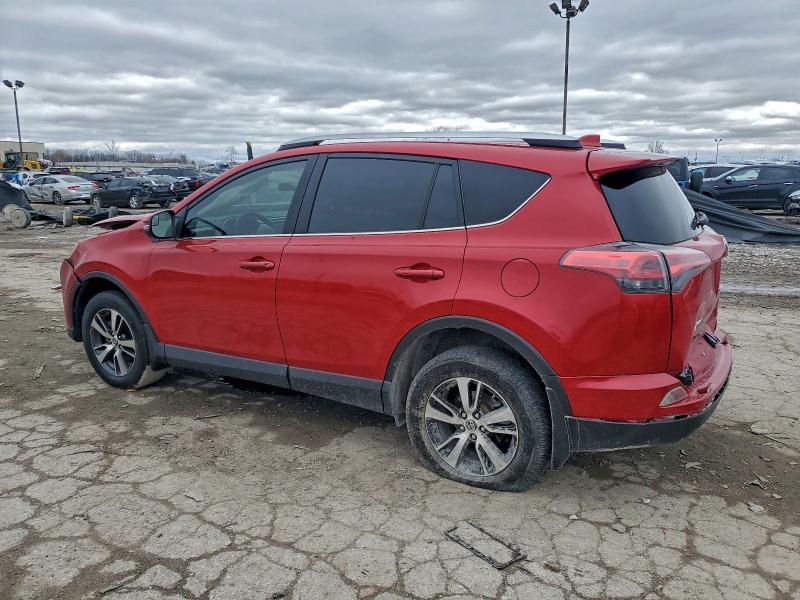Фото 2 - TOYOTA RAV4