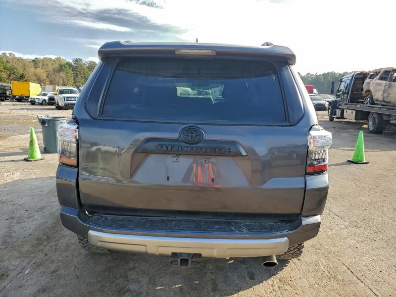 Фото 6 - TOYOTA 4RUNNER