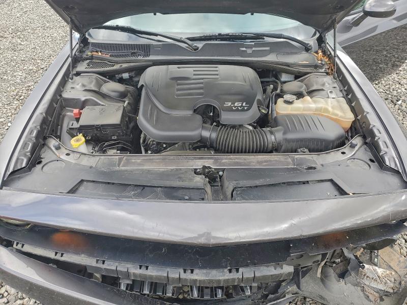 Фото 11 - DODGE CHALLENGER