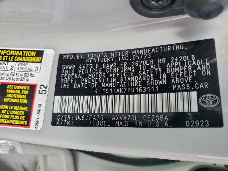 Фото 13 - TOYOTA CAMRY