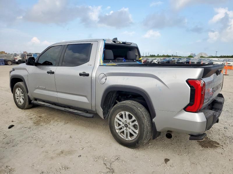 Фото 2 - TOYOTA TUNDRA