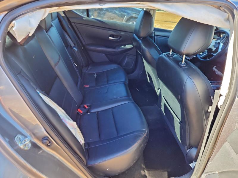 Фото 10 - NISSAN SENTRA