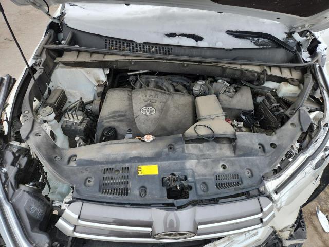 Фото 12 - TOYOTA HIGHLANDER