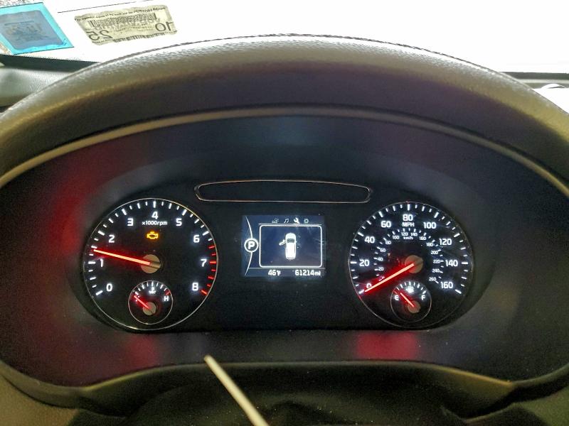 Фото 9 - KIA SORENTO