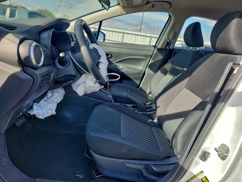 Фото 7 - NISSAN VERSA