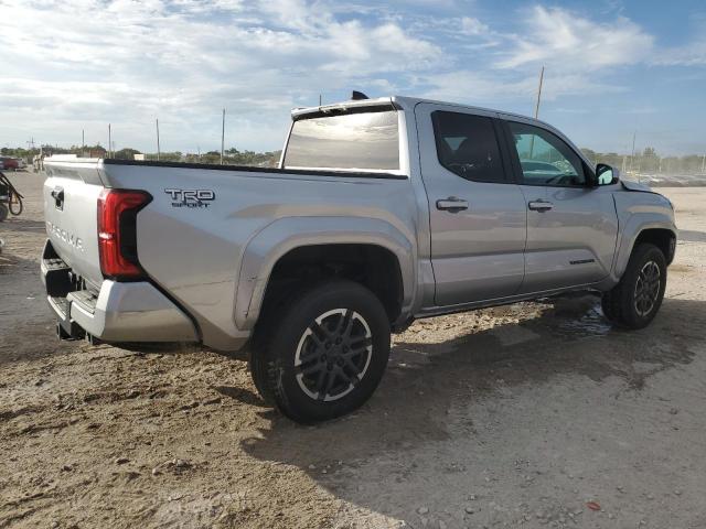 Фото 3 - TOYOTA TACOMA