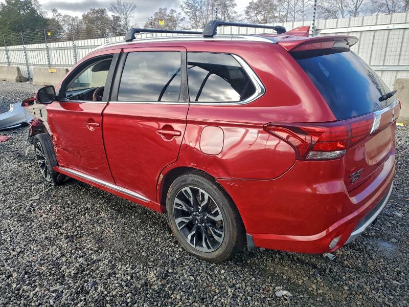 Фото 2 - MITSUBISHI OUTLANDER