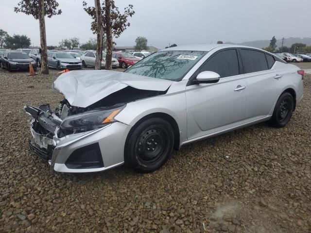 Фото 1 - NISSAN ALTIMA