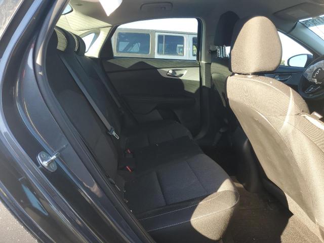 Фото 10 - KIA FORTE