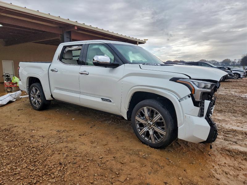 Фото 4 - TOYOTA TUNDRA