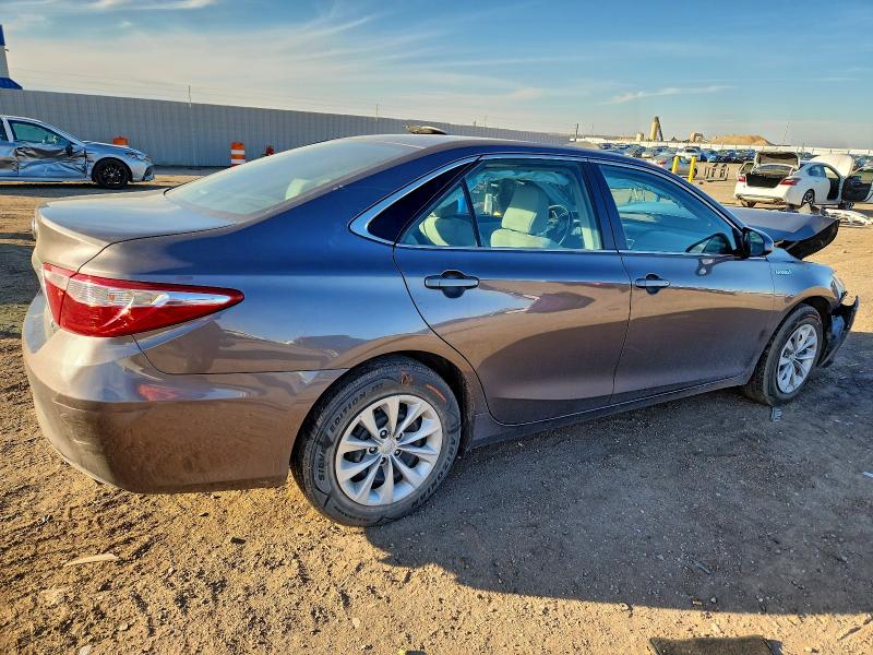 Фото 3 - TOYOTA CAMRY