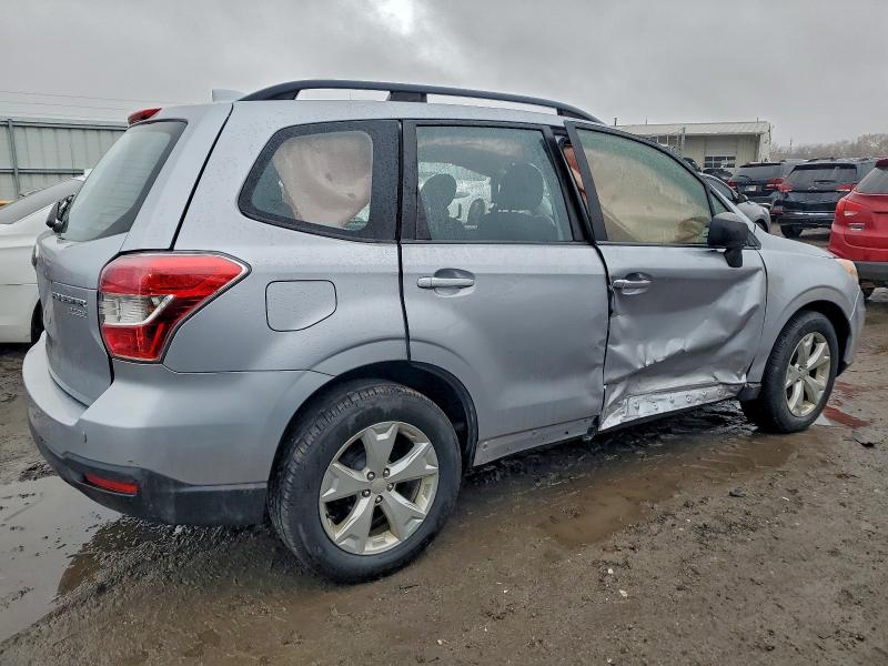 Фото 3 - SUBARU FORESTER