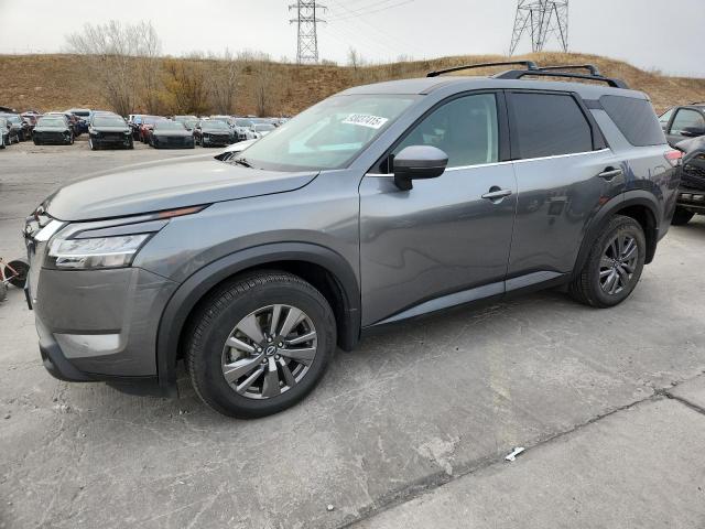 Фото 1 - NISSAN PATHFINDER