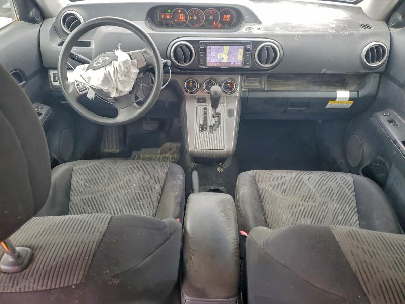 Фото 8 - TOYOTA SCION