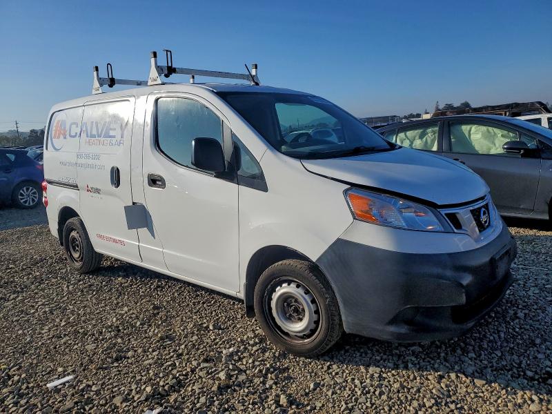 Фото 4 - NISSAN NV