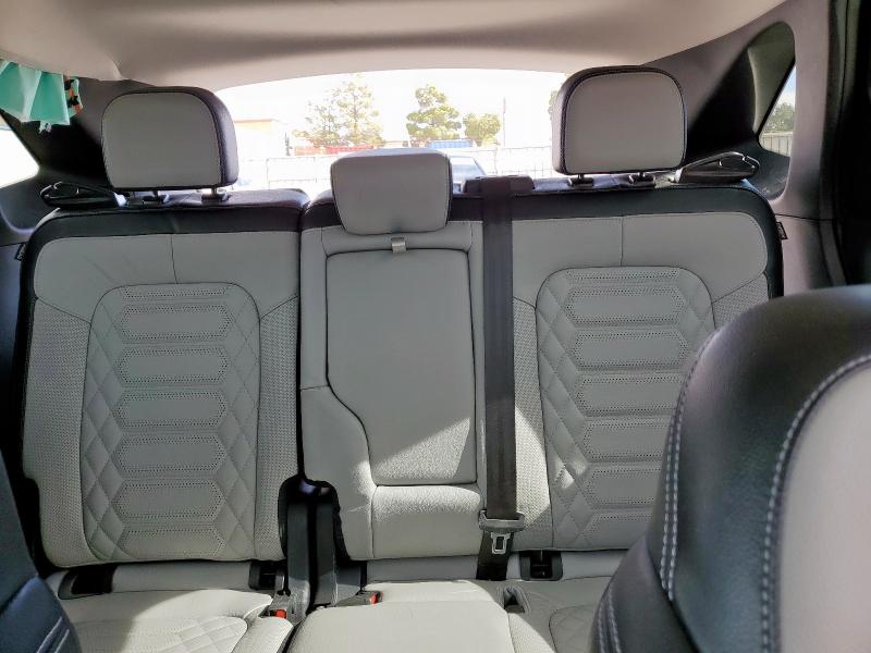 Фото 10 - FORD ESCAPE