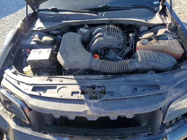 Фото 11 - CHRYSLER 300