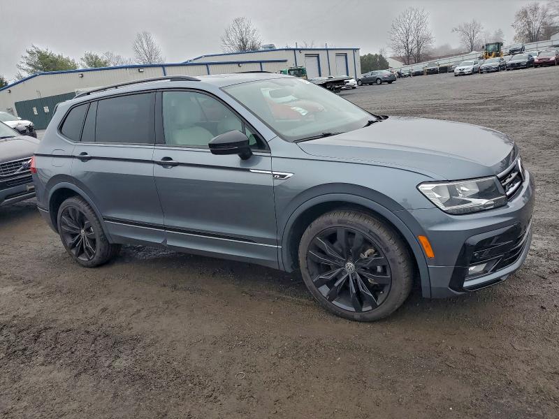 Фото 4 - VOLKSWAGEN TIGUAN