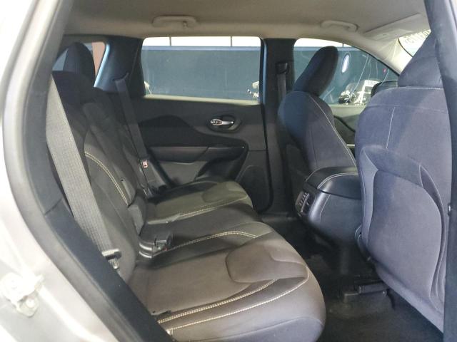 Фото 11 - JEEP GRAND CHER