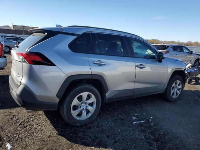 Фото 3 - TOYOTA RAV4