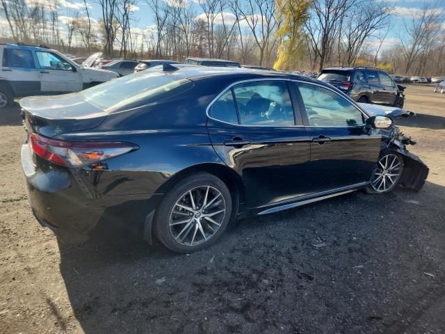 Фото 3 - TOYOTA CAMRY