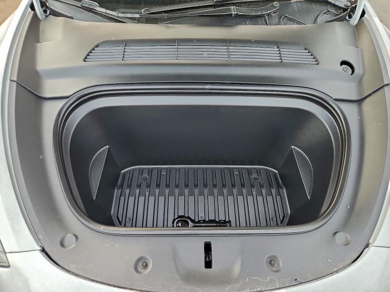 Фото 12 - TESLA MODEL Y