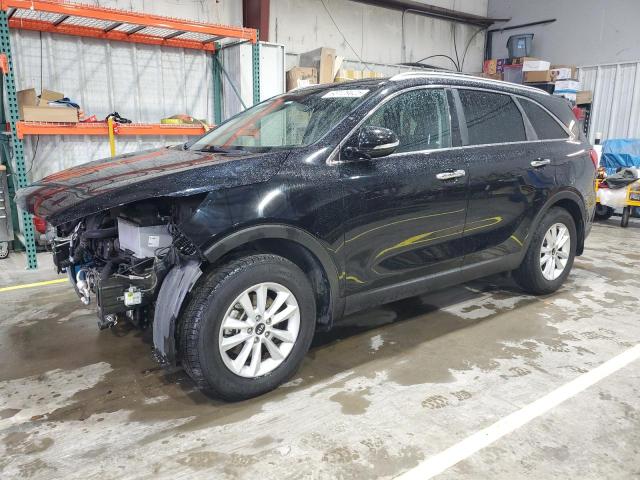 Фото 1 - KIA SORENTO