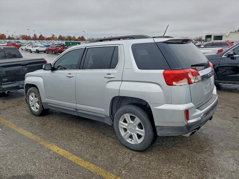 Фото 2 - GMC TERRAIN