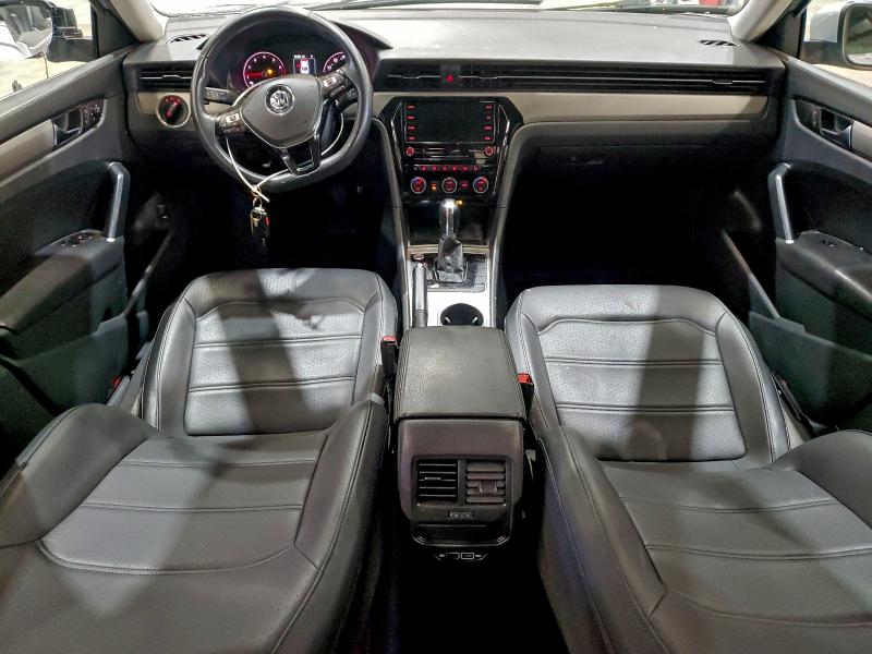 Фото 8 - VOLKSWAGEN PASSAT