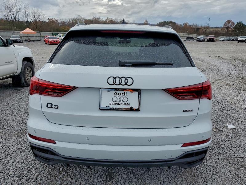 Фото 6 - AUDI Q3