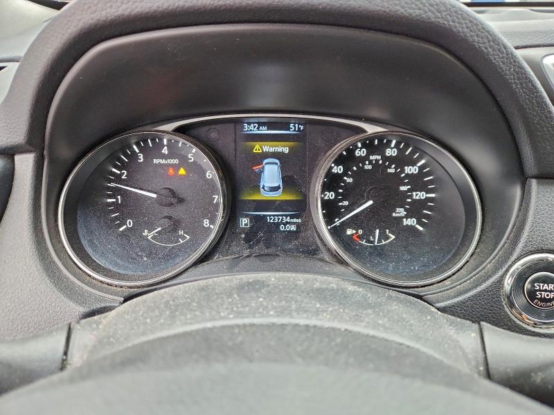 Фото 9 - NISSAN ROGUE