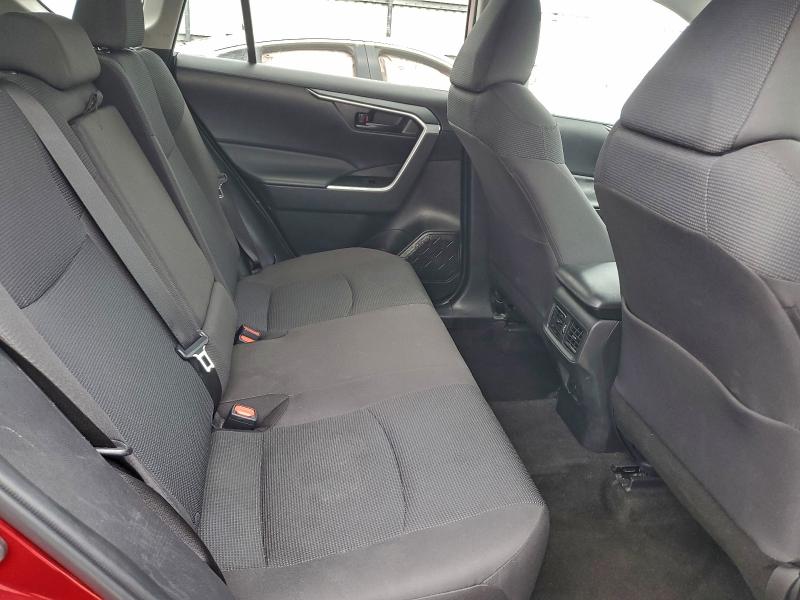 Фото 11 - TOYOTA RAV4