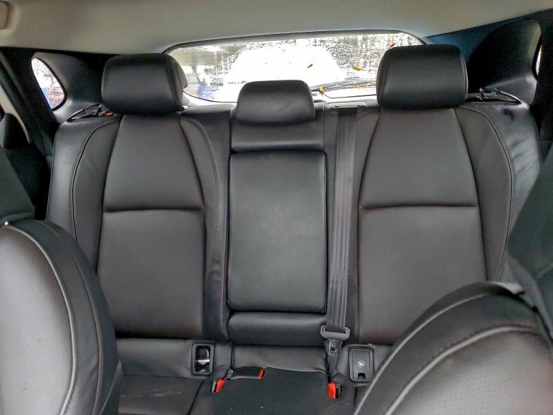 Фото 10 - MAZDA CX30