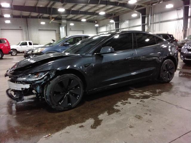 Фото 1 - TESLA MODEL 3